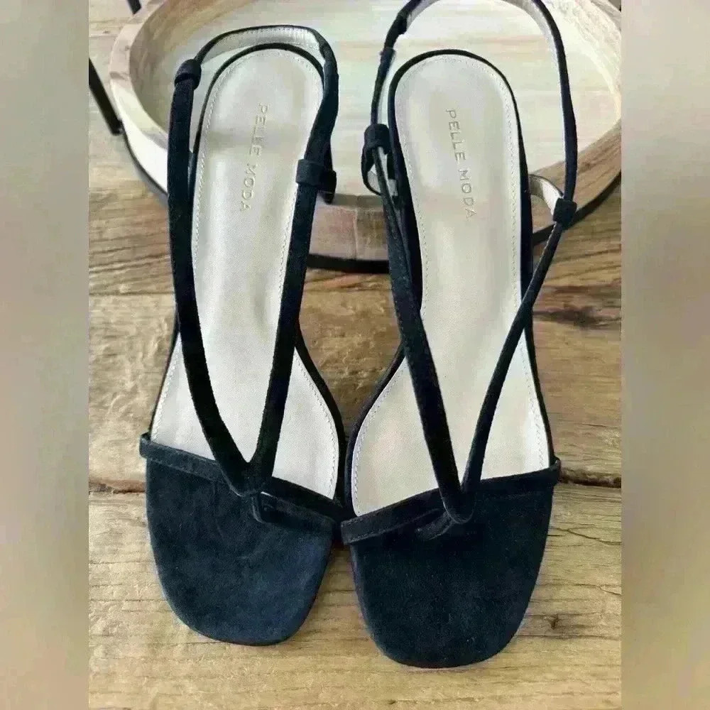 NEW Pelle Moda Francis Black Suede Arched Block Heel Sandals ~ 9.5 ~ NEW